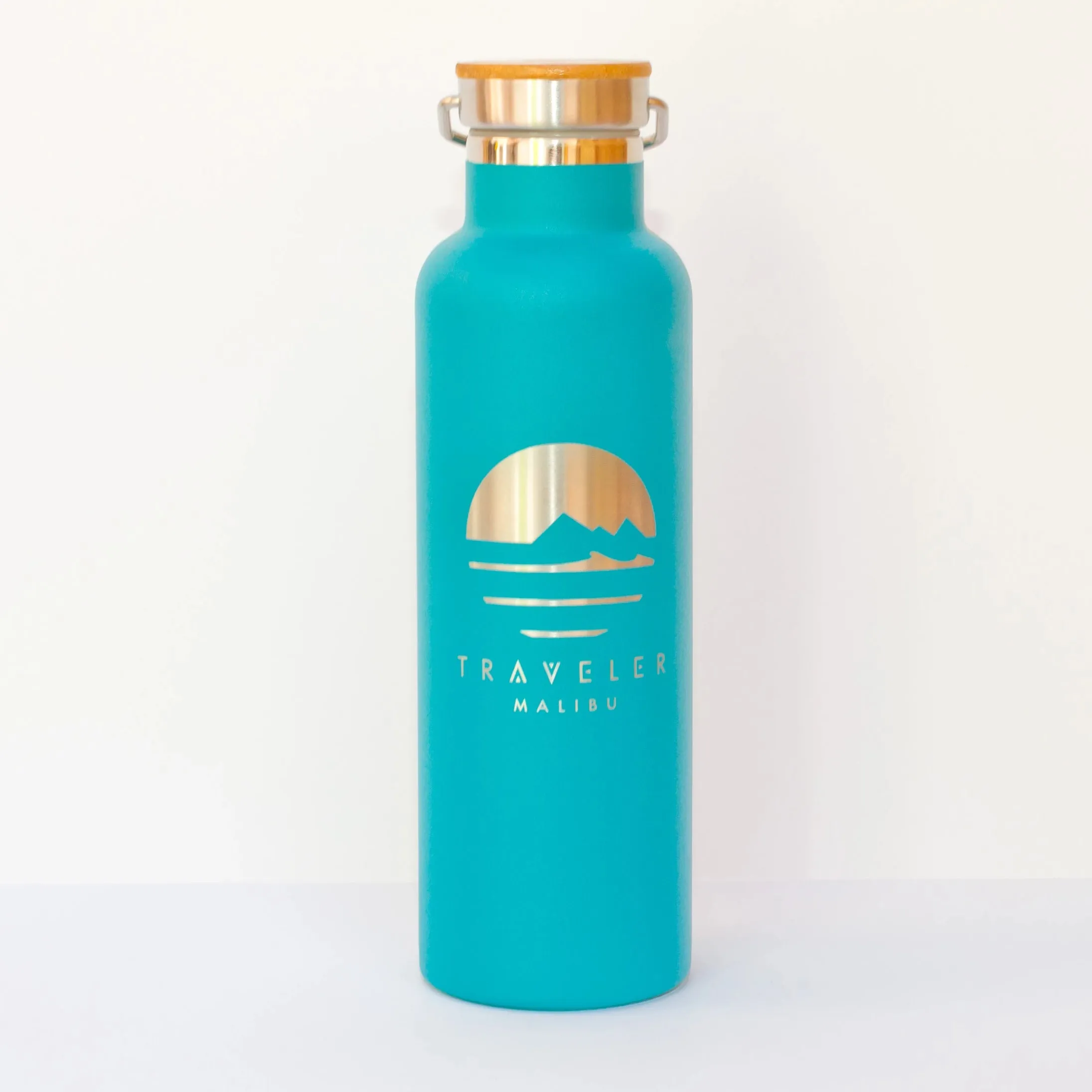 Traveler 25oz. Water Bottle